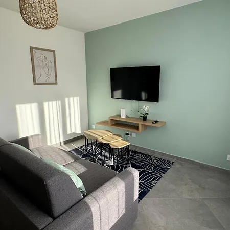 Le Detour - T2 De Standing Neuf *